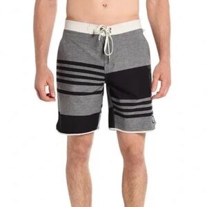 Vuori Men's Cruise Board Shorts Gray Black Stripe 8”